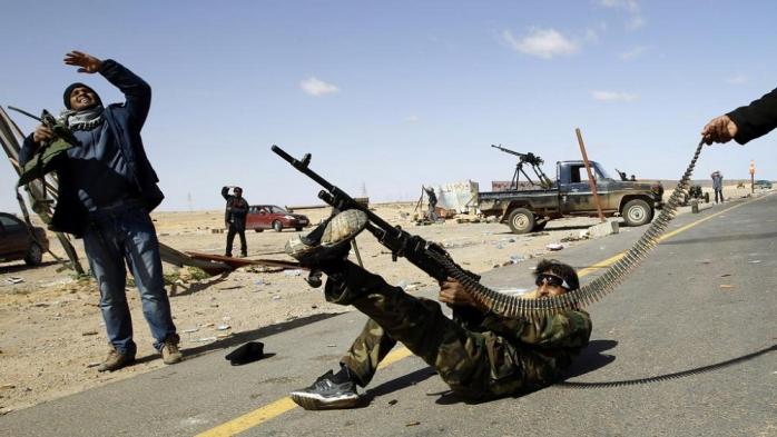 В Триполи военный конфликт погубил более 200 человек, еще 900 ранены. Фото: RFI