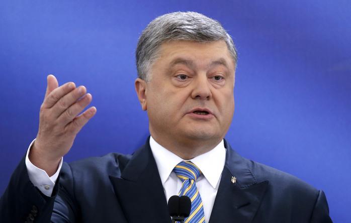 Порошенко попередив про загрозу дефолту через скасування націоналізації «Привату». Фото: ТАСС