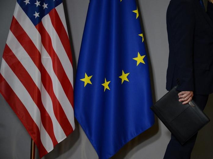 Справа «ПриватБанку»: США і Євросоюз підтримують Нацбанк. Фото: ГолосUA
