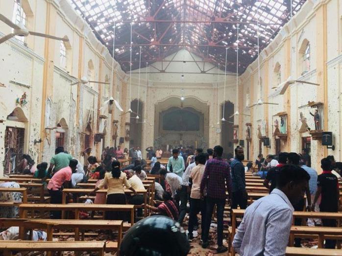 Великодня неділя: понад 50 осіб стали жертвами серії терактів в Шрі-Ланці. Фото: Twitter/1Ragata