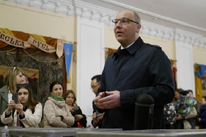 Парубій прийшлов голосувати. Фото: Українська правда