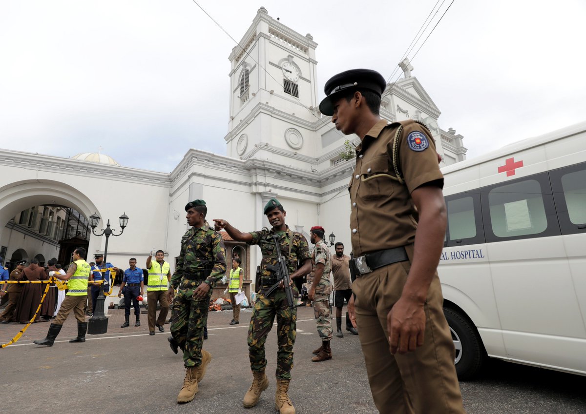 Количество жертв терактов в Шри-Ланке превысило 180 человек. Фото: Reuters