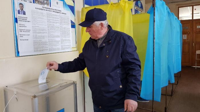 Явка избирателей: сколько украинцев проголосовали на выборах президента. Фото: Людмила Крылова / Ракурс