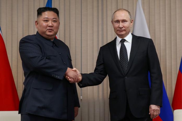 Каравай, бронепоезд и секретность: Путин начал переговоры с Ким Чен Ыном, фото — ТАСС