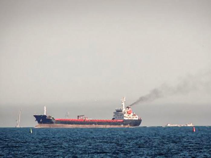 Скопление кораблей в Керченском проливе. Фото: Крым.Реалии