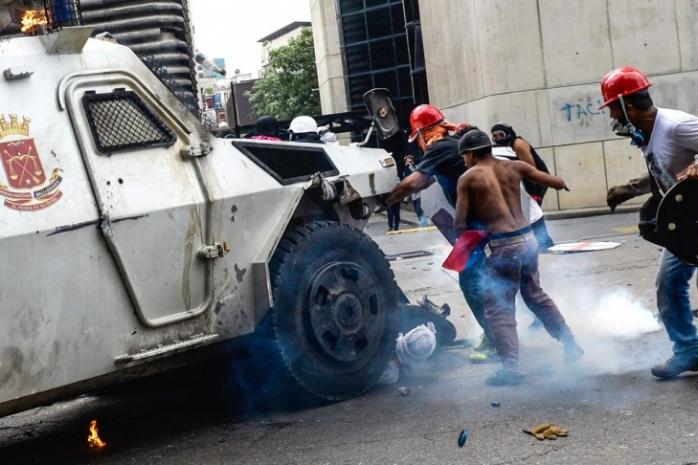Путч в Венесуэле. Фото: Багнет