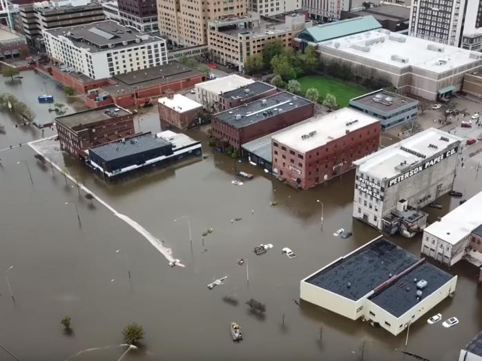 Затопило город Давенпорт в США. Фото: YouTube