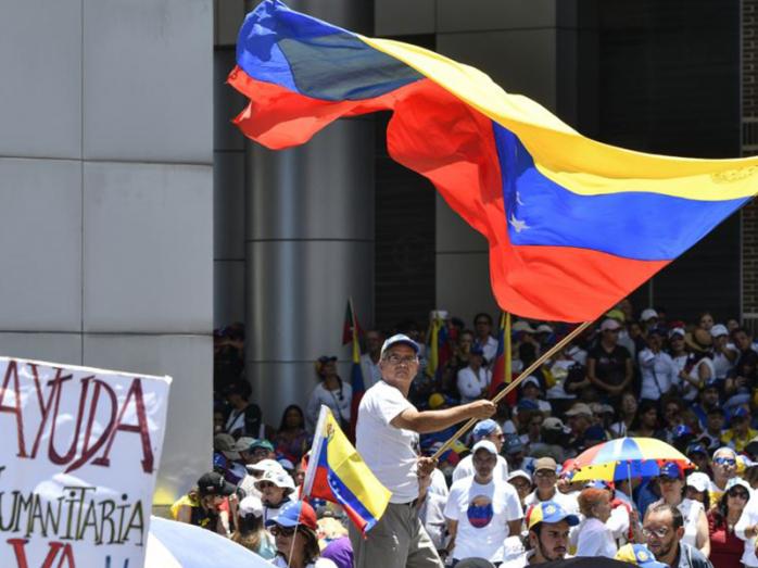 Во время протестов в Венесуэле погибли четыре человека. Фото: APF