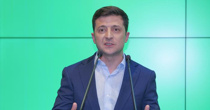Зеленский планирует пересмотреть последние кадровые решения Порошенко. Фото: LIGA.net