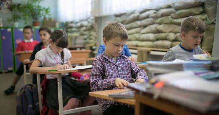 Обстріл шкіл на Донбасі. Фото: ЮНІСЕФ