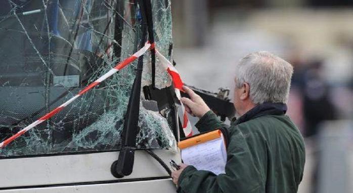 ДТП в Италии: перевернулся автобус с российскими туристами, есть жертвы. Фото: Sobkor.net