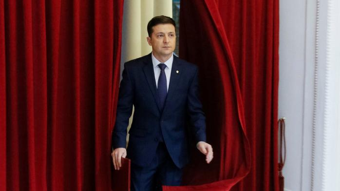 Зеленский переназначил двух представителей Порошенко. Фото: russian.rt.com