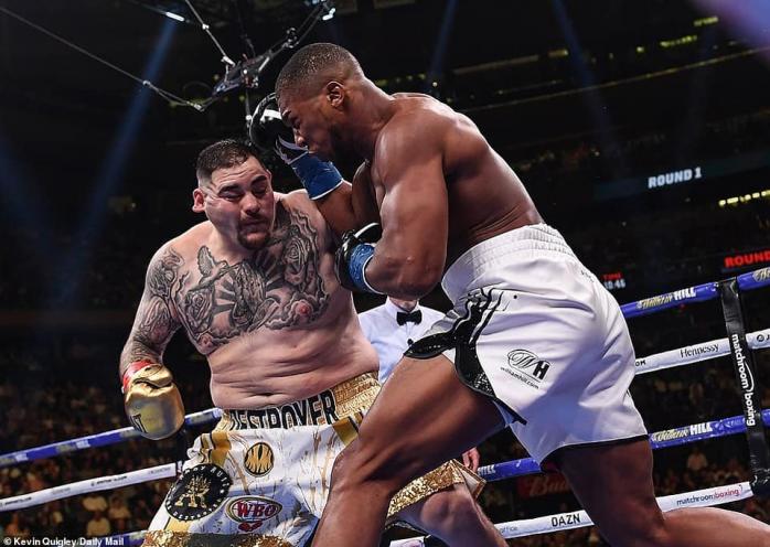 Диво у боксі: аутсайдер Руіс сенсаційно побив Джошуа, фото — RingSide24