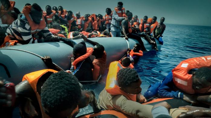 У берегов Ливии перевернулась лодка. Фото: Голос Севастополя
