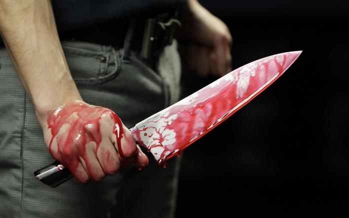 На Львівщині на стоматолога напали з ножем: йому перерізали вени. Фото: Elecom