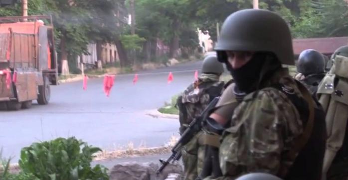 Освобождение Мариуполя: пять лет назад столицу Азова зачистили от сепаратистов, скриншот видео