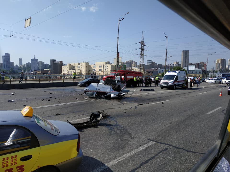 Смертельное ДТП в Киеве: стало известно о деталях аварии, которая унесла жизни четырех человек, фото — Нацполиция