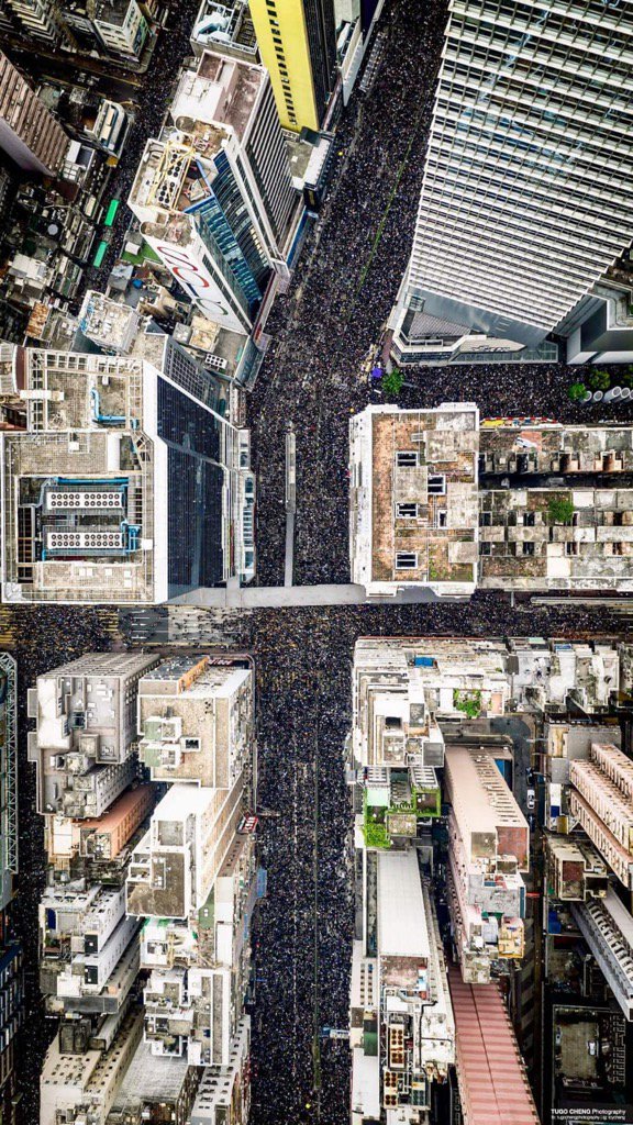 Протесты в Гонконге. Фото: twitter / EliDFriedman