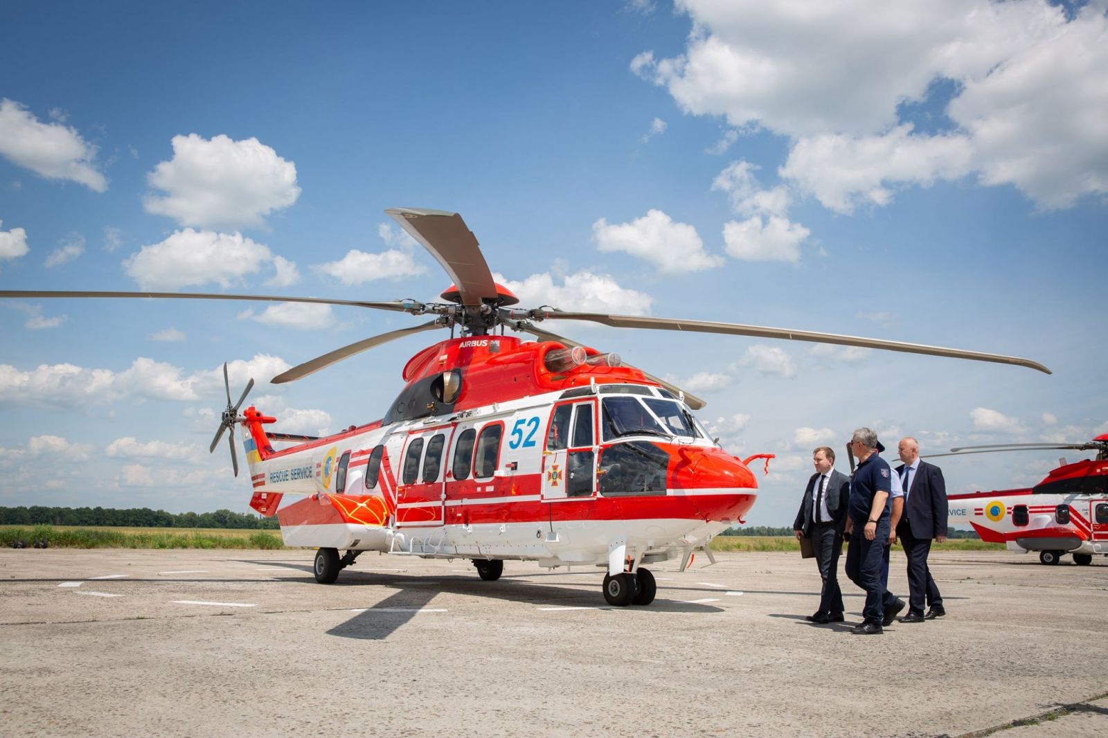 Новини техніки: МВС отримало з Франції вертоліт Super Puma, фото — ДСНС 