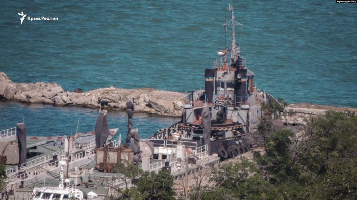 Буксир «Яны Капу» в порту Керчи в июне этого года, фото: «Крим.Реалии»