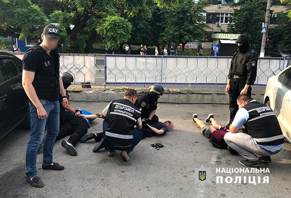 Підконтрольну кримінальному авторитету банду затримано в Кропивницькому. Фото: Нацполіція