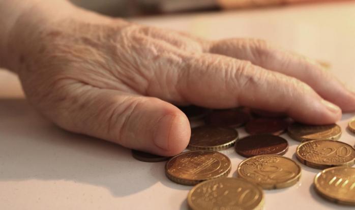 С 1 июля состоится пересчет пенсий для людей, которые получали небольшие зарплаты