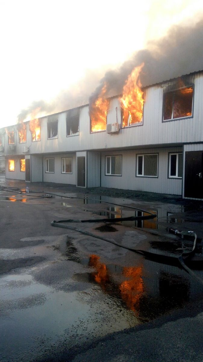 Пожар в Петропавловской Борщаговке