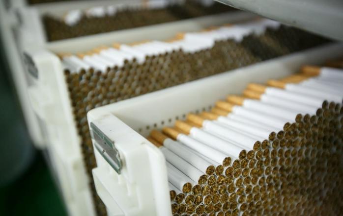 Найбільшу партію контрабандних сигарет в історії України вилучили на Закарпатті. Фото: NewsOne