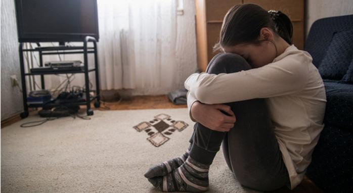 Девятилетняя девочка совершила самоубийство в Херсонской области. Фото: clutch