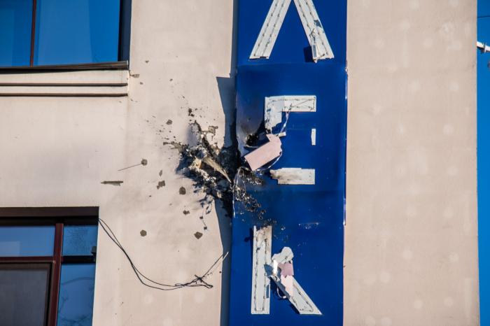 Телеканал «112 Украина» обстреляли из гранатомета, фото: «Информатор»