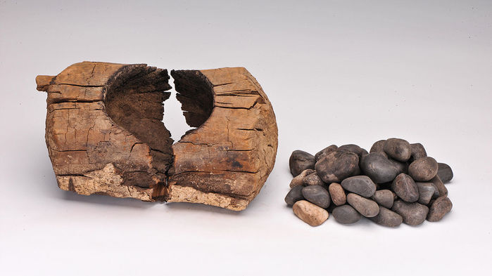 Древние люди клали в эту жаровню листья каннабиса и горячие камни, и, вероятно, вдыхали полученный дым, фото: Science