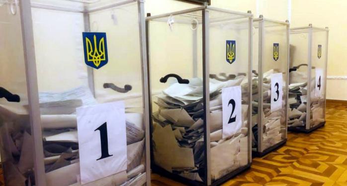 На закордонній дільниці у Варшаві проголосували майже 2,4 тис. осіб, фото: Посольство України в Польщі