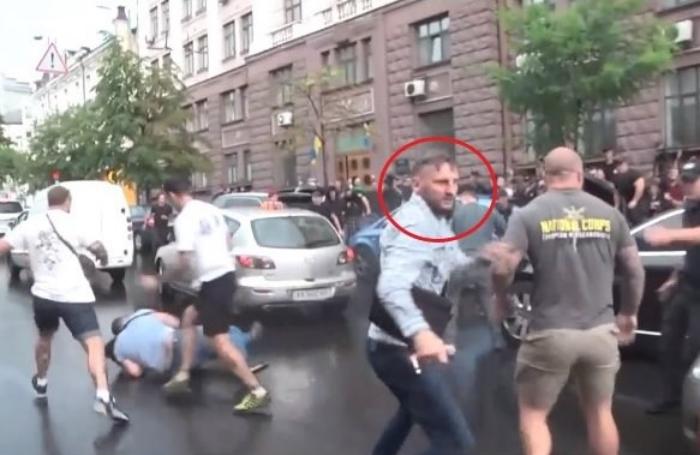 Во время инцидента у ГБР, фото: «Украинская правда»