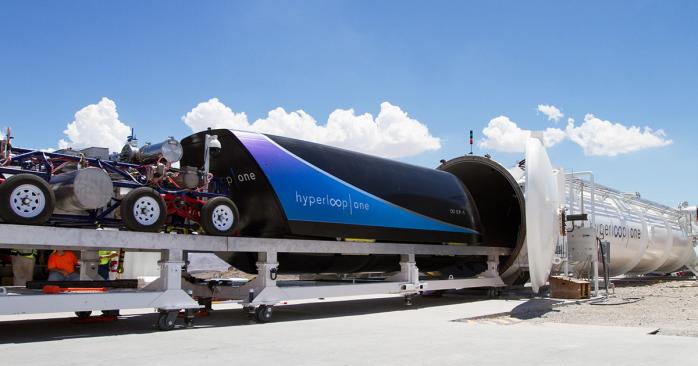 Вакуумный поезд Hyperloop. Фото: Wired