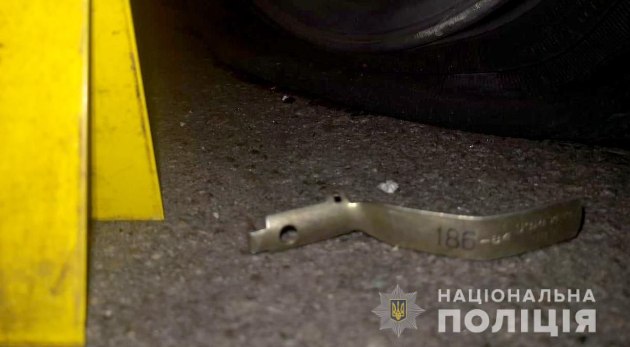 У Нікополі вибухнув автомобіль, є постраждалі. Фото: Нацполіція Дніпропетровської області