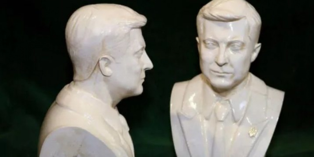 Бюст Зеленского. Фото: ОЛХ