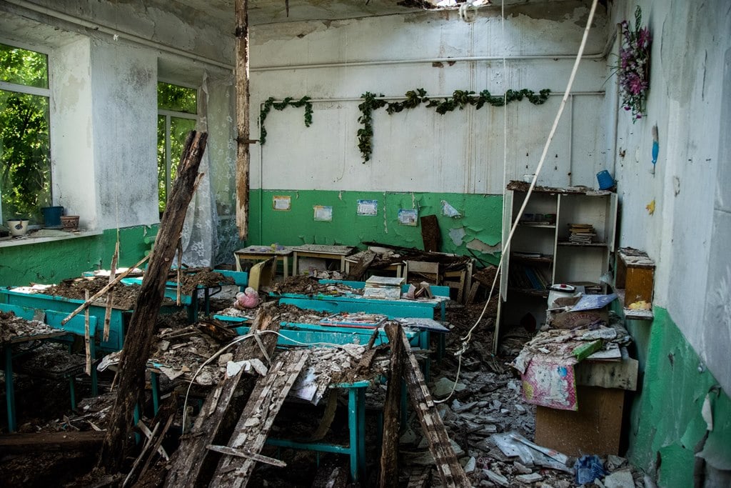 Курорт-привид на Азові: опубліковано страшні фото зруйнованого війною Широкине, фото — ООС