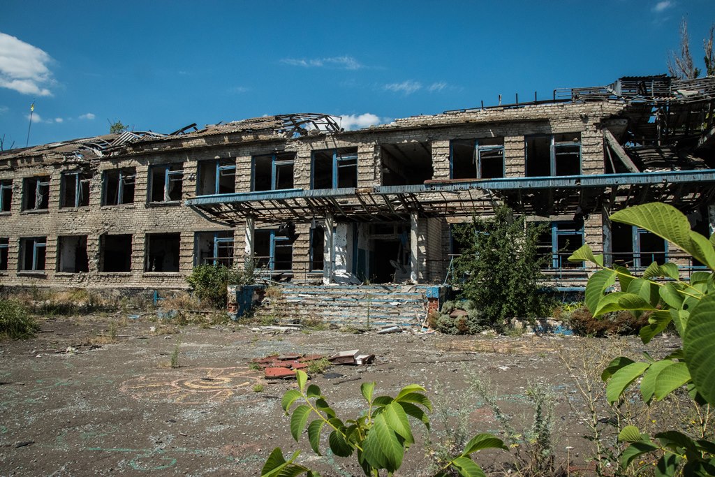 Курорт-привид на Азові: опубліковано страшні фото зруйнованого війною Широкине, фото — ООС