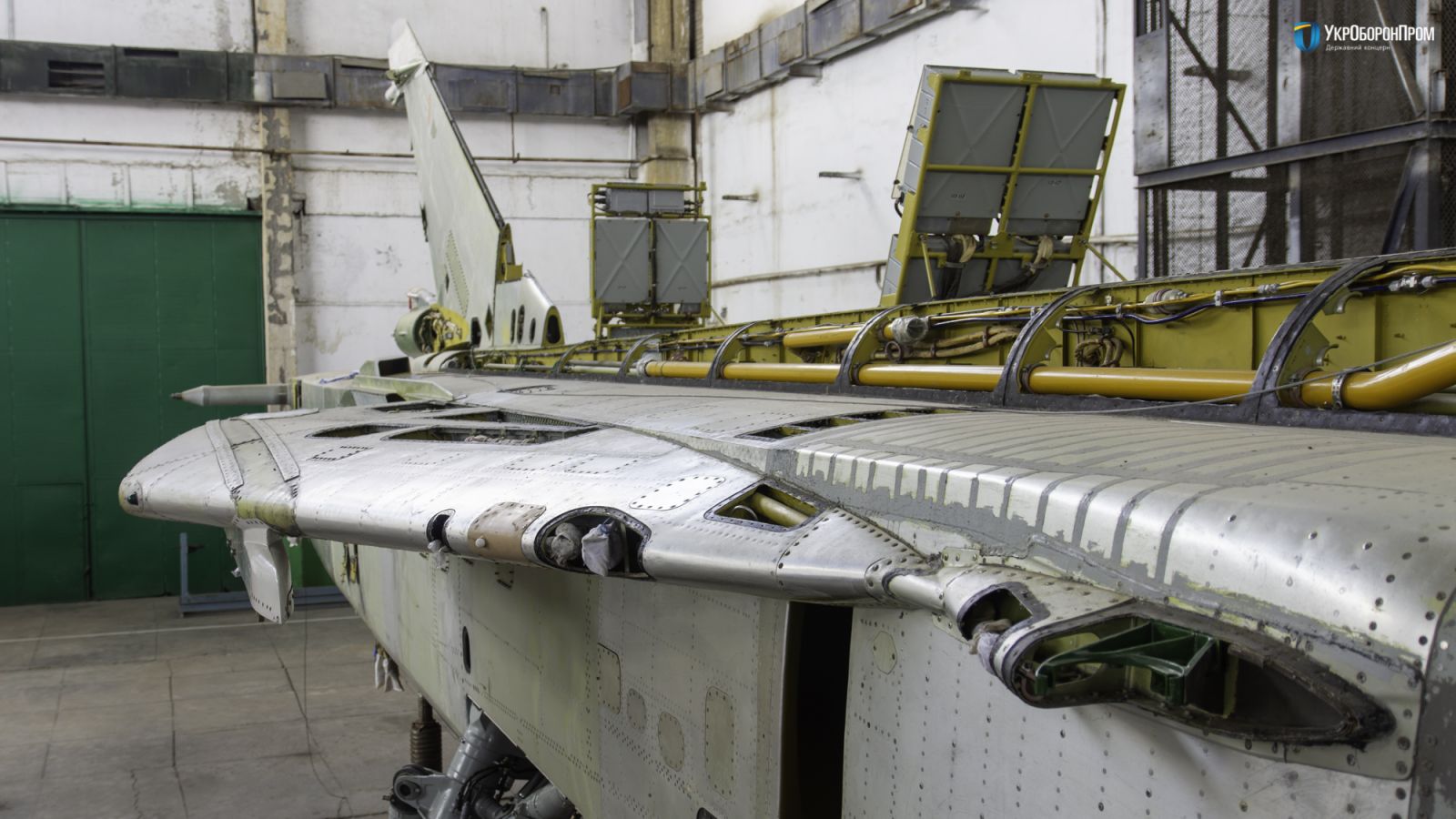 «Укроборонпром» розповів, які літаки відновлює у Миколаєві, фото — "Укроборонпром"