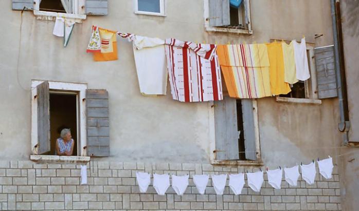 Рим запретил вывешивать белье на улице. Фото: from-italy