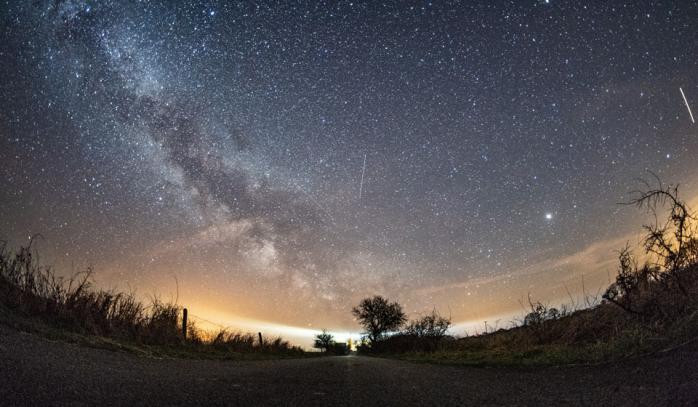 Зорепад Персеїди: як найкраще спостерігати за потоком метеорів, фото — спільнота "Всесвіт" у Фейсбук 