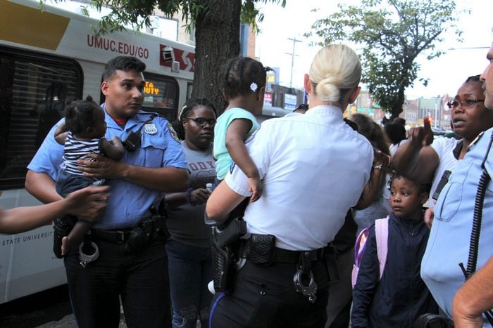 Стрельба в США: ранены шесть полицейских, двое побывали в заложниках. Фото: WHYY.org