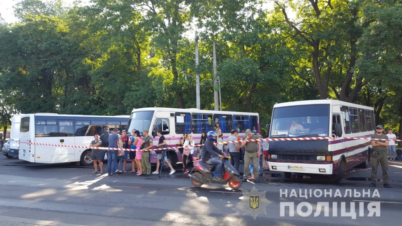 Пожар в Одессе: владелец гостиницы не допустил ГСЧС на проверку объекта, фото — ГСЧС 