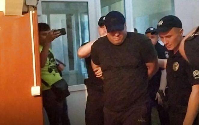 Скандального блогера Сороченко облили мочой в суде и арестовали с залогом в 40 тыс. грн, скриншот видео