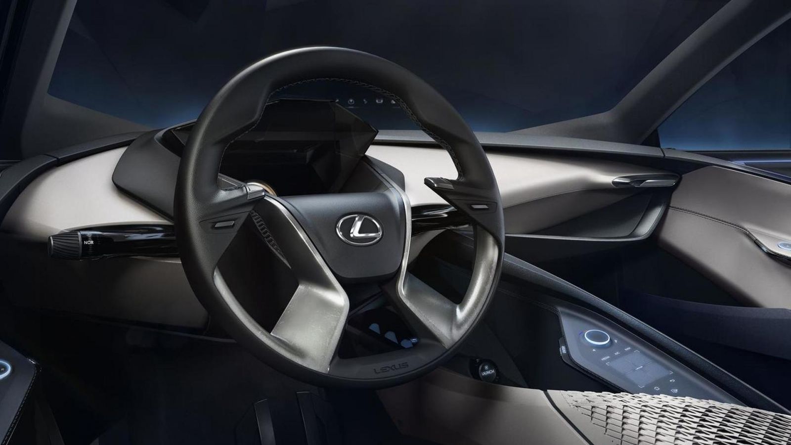 Lexus назвав дату прем'єри першого серійного електрокара. Фото: Autocar