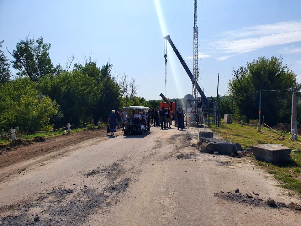 ВСУ начали демонтаж укреплений в Станице Луганской и сообщили, когда прекратят работы, фото - ООС