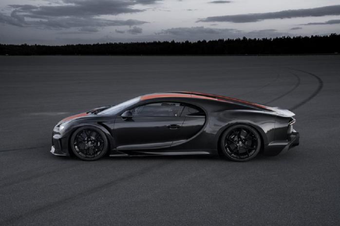 Абсолютний рекорд швидкості для серійного авто побив гіперкар Bugatti Chiron. Фото: Bugatti