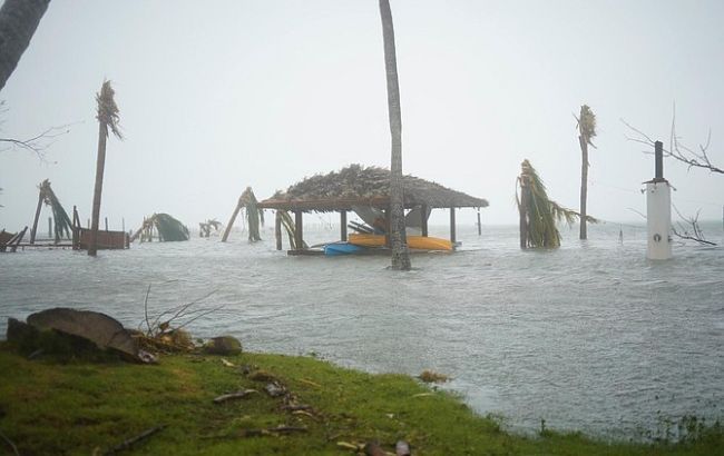 Ураган на Багамах. Фото: twitter.com/NHC_Atlantic