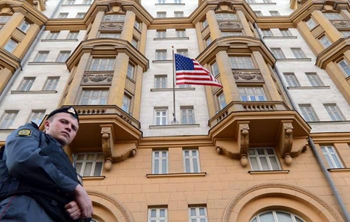 Шпиона США эвакуировали из России из-за длинного языка Трампа, фото — Анна-news