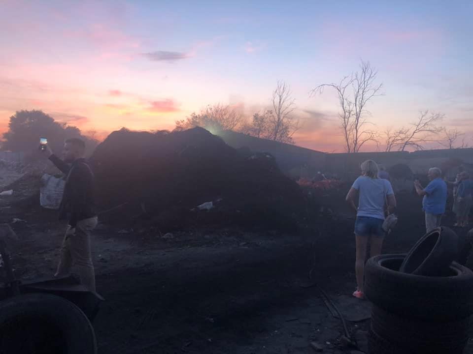  Травят Киев и пристоличные села: нелегальную плавильню шин и мусора выявили на Бориспольщине. Скриншот из Facebook